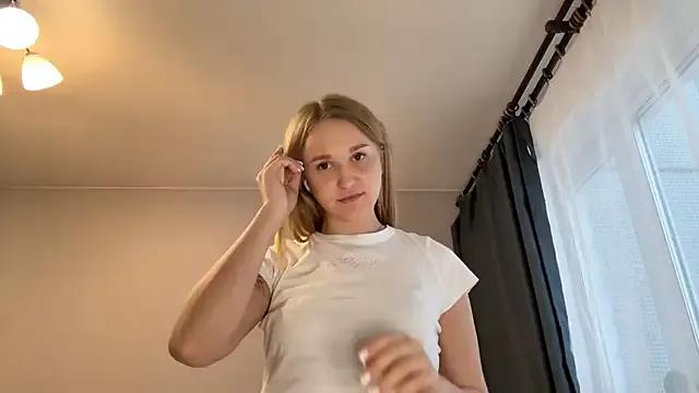 TanekaBoitel from StripChat