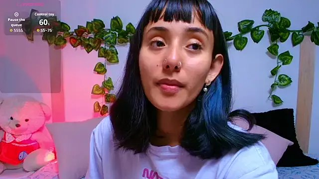 tati_cardenas on StripChat 