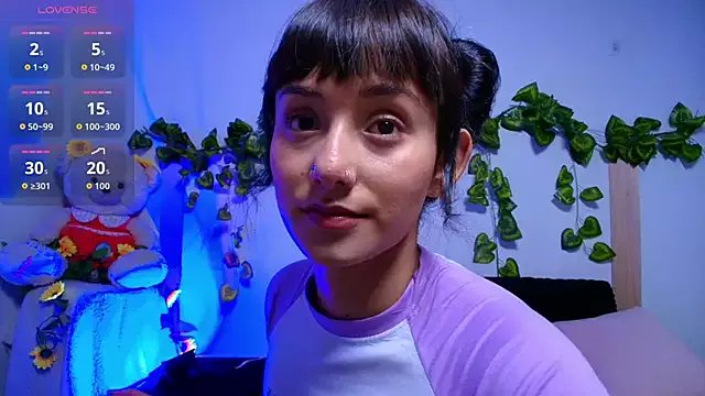 tati_cardenas on StripChat 