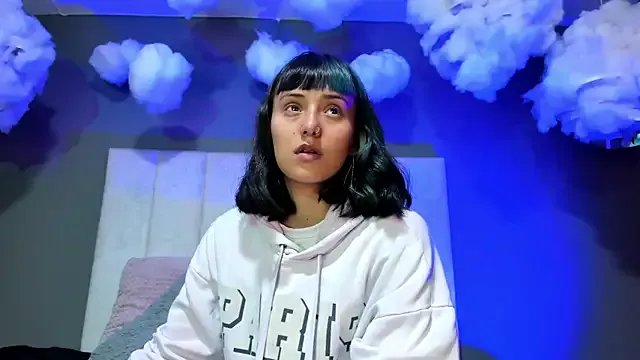 tati_cardenas on StripChat 