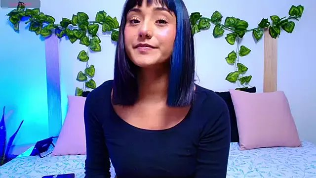 tati_cardenas on StripChat 