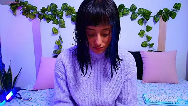 tati_cardenas on StripChat 