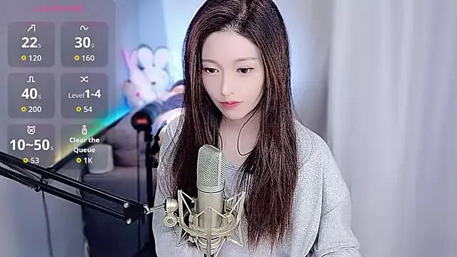 Tw_Sexynn from StripChat