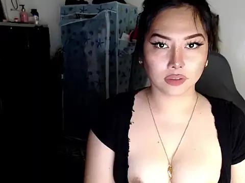 urqueendominant on StripChat 