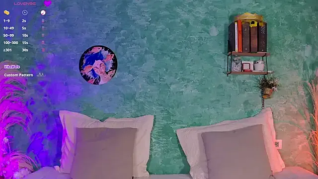 VicenteFerrer on StripChat