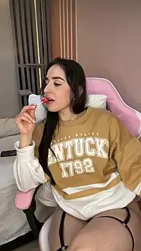 Try 23 years old Vicky-Andrade from StripChat Vicky-Andrade from StripChat