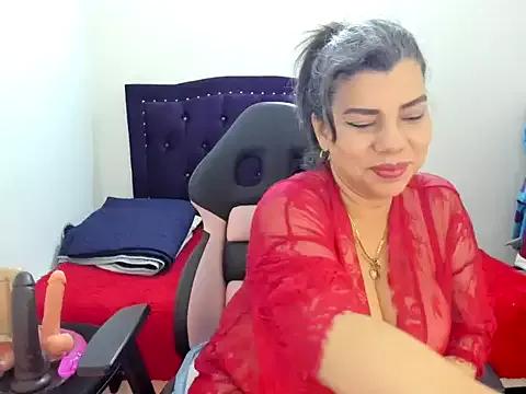 Freechat vikyadams on StripChat