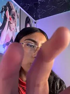 Sexy Violeet-Smith wants you to fuck her body now Violeet-Smith from StripChat