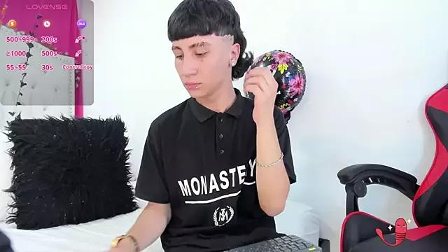 Hot XaanderGrey from StripChat XaanderGrey from StripChat