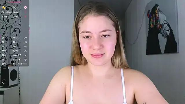Hot Yassyaaa wants you to fuck their body now Yassyaaa from StripChat
