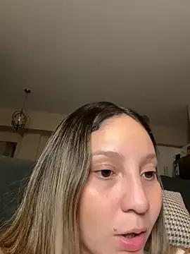 yourlilsecreet from StripChat