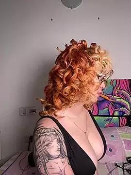 Masturbate to cute camwhore YunoRose_ YunoRose_ from StripChat