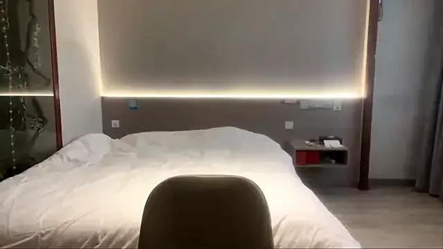 Watch naked escort ZaidaKellner ZaidaKellner from StripChat