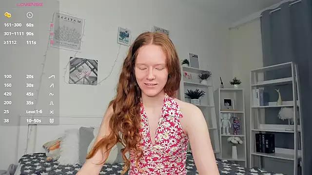 Naked ZaraBluitt wants you to fuck her body now ZaraBluitt from StripChat