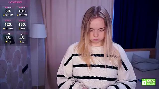 Explore ZaraCreedon, she wants to masturbate for you ZaraCreedon from StripChat